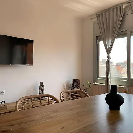 Appartamento Atico Coast Side. Ramblas 15' Far By Train *